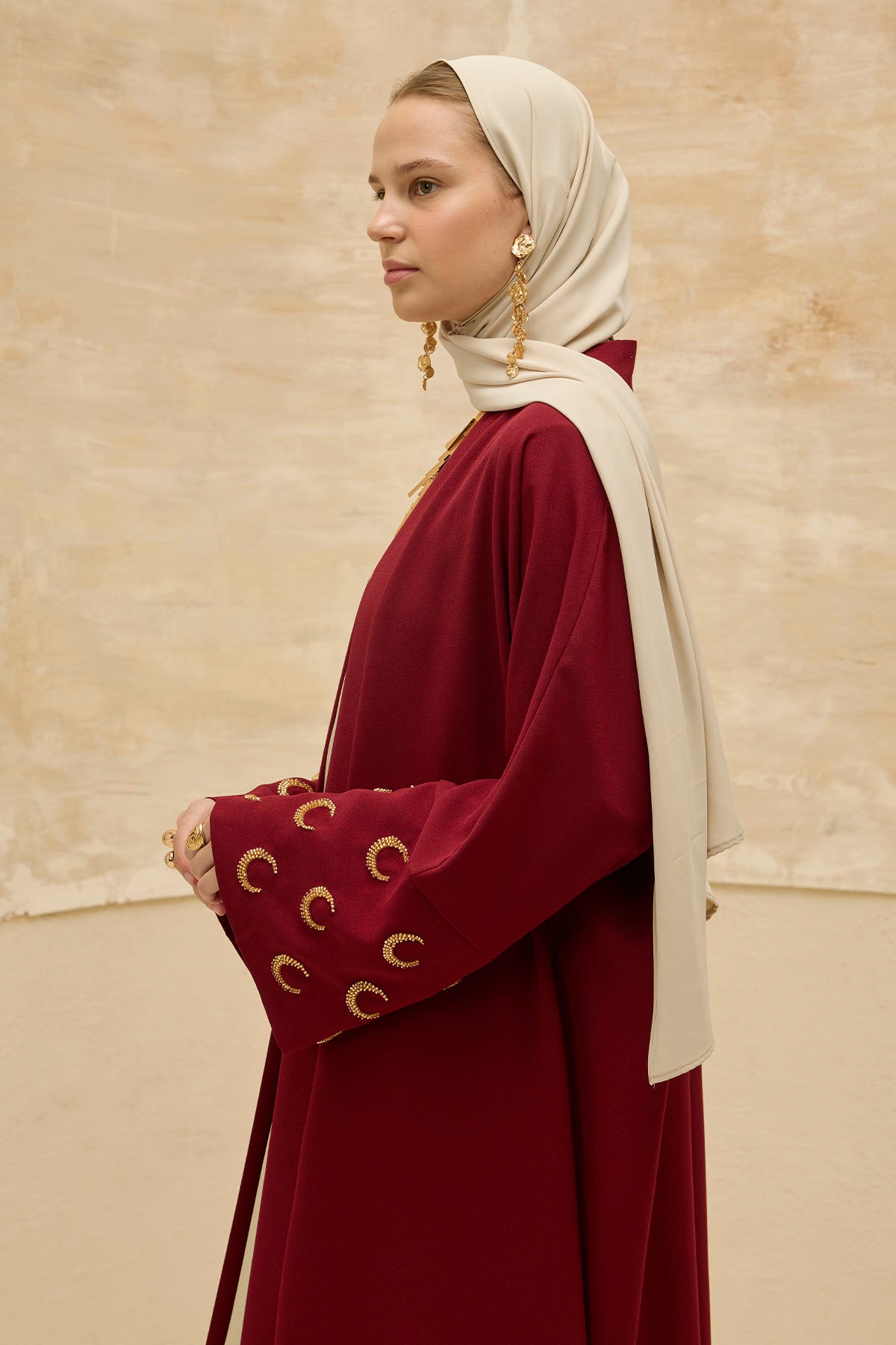 Ramazan Kerim Yazılı Gold Hilal İşlemeli Geniş Kol Uzun Bordo Abaya