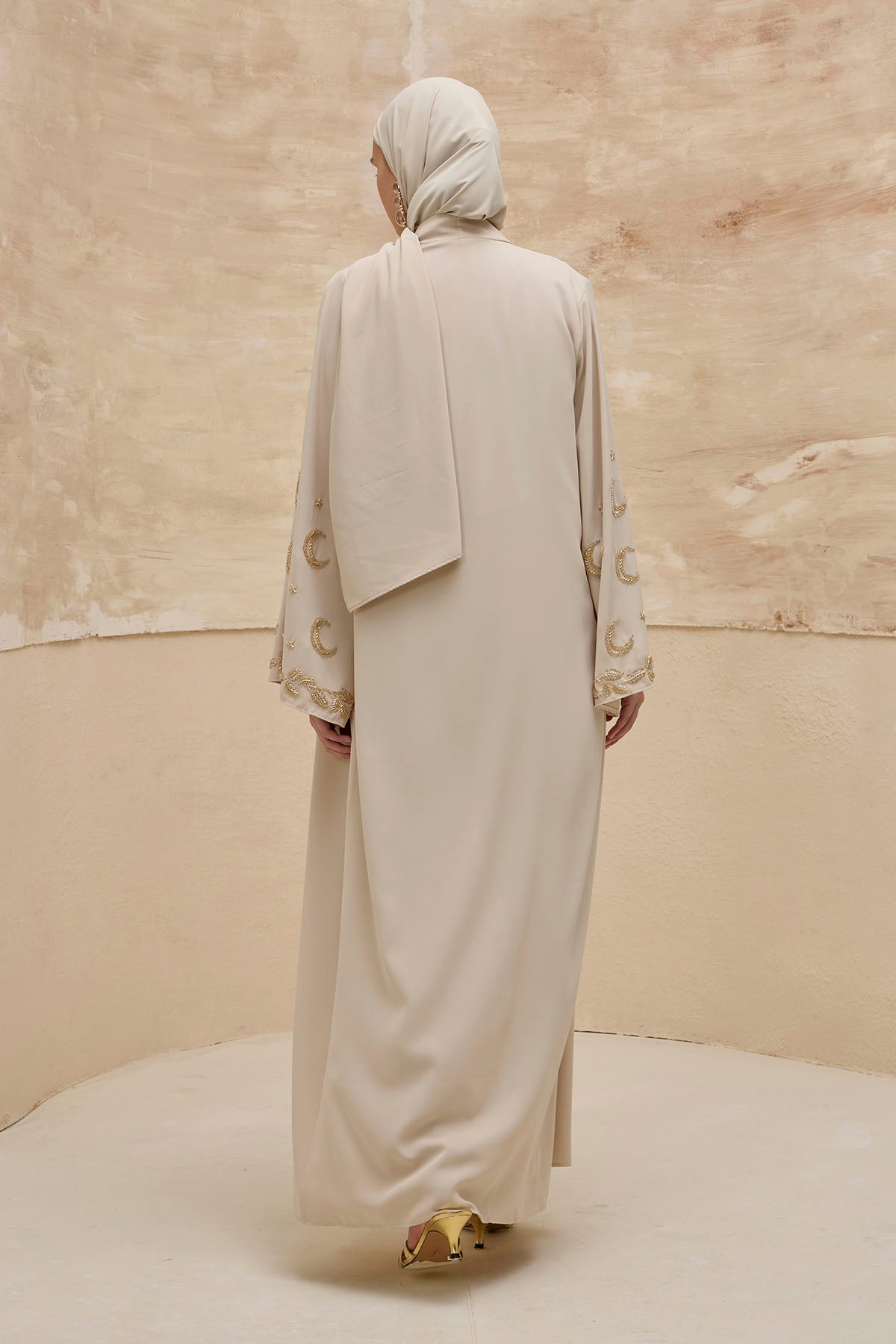 Gold Hilal Yıldız Nakışlı Tesettür Geniş Kol Uzun Taş Abaya