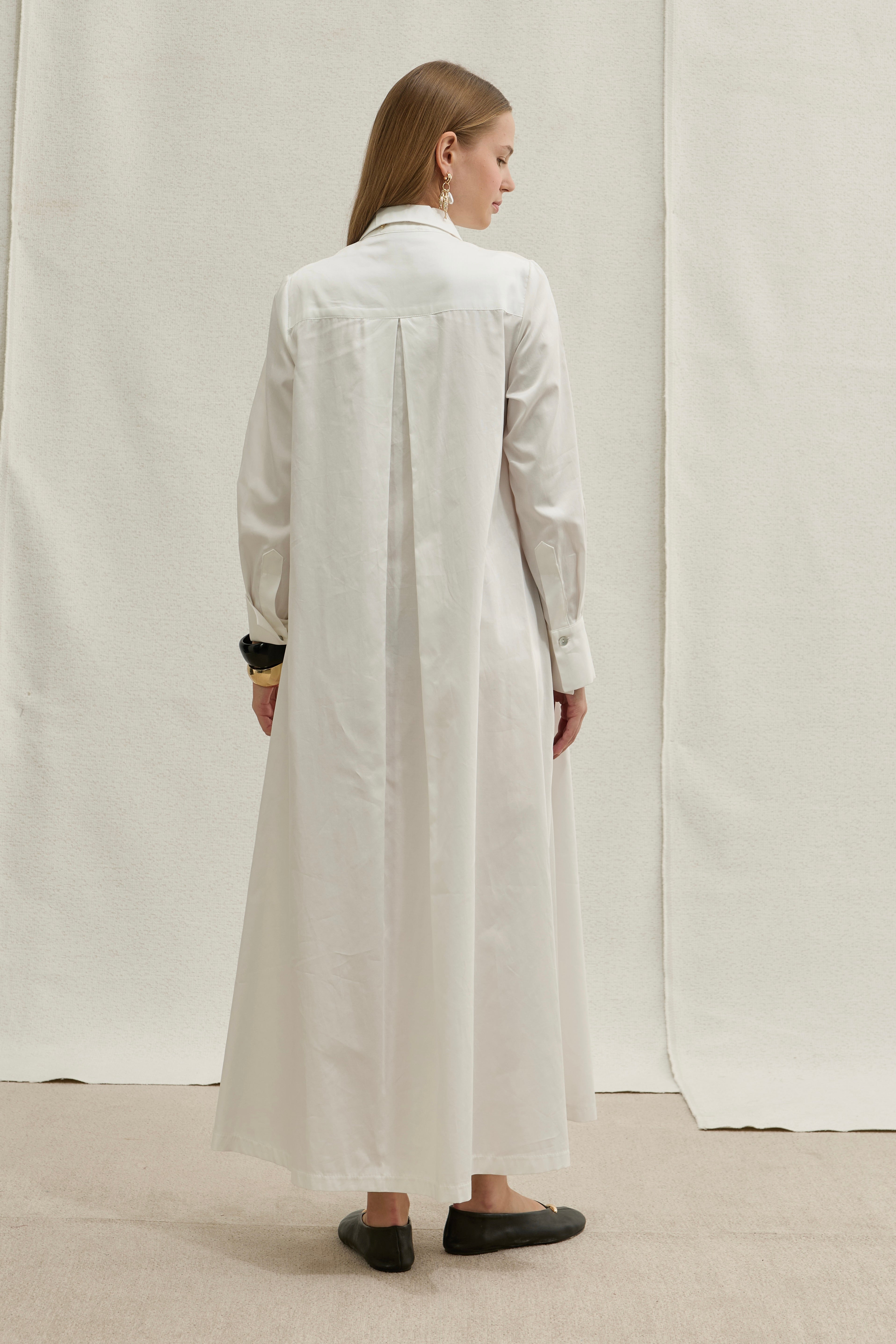 Soft Cotton Yarım Düğmeli Beyaz Uzun Gömlek Elbise