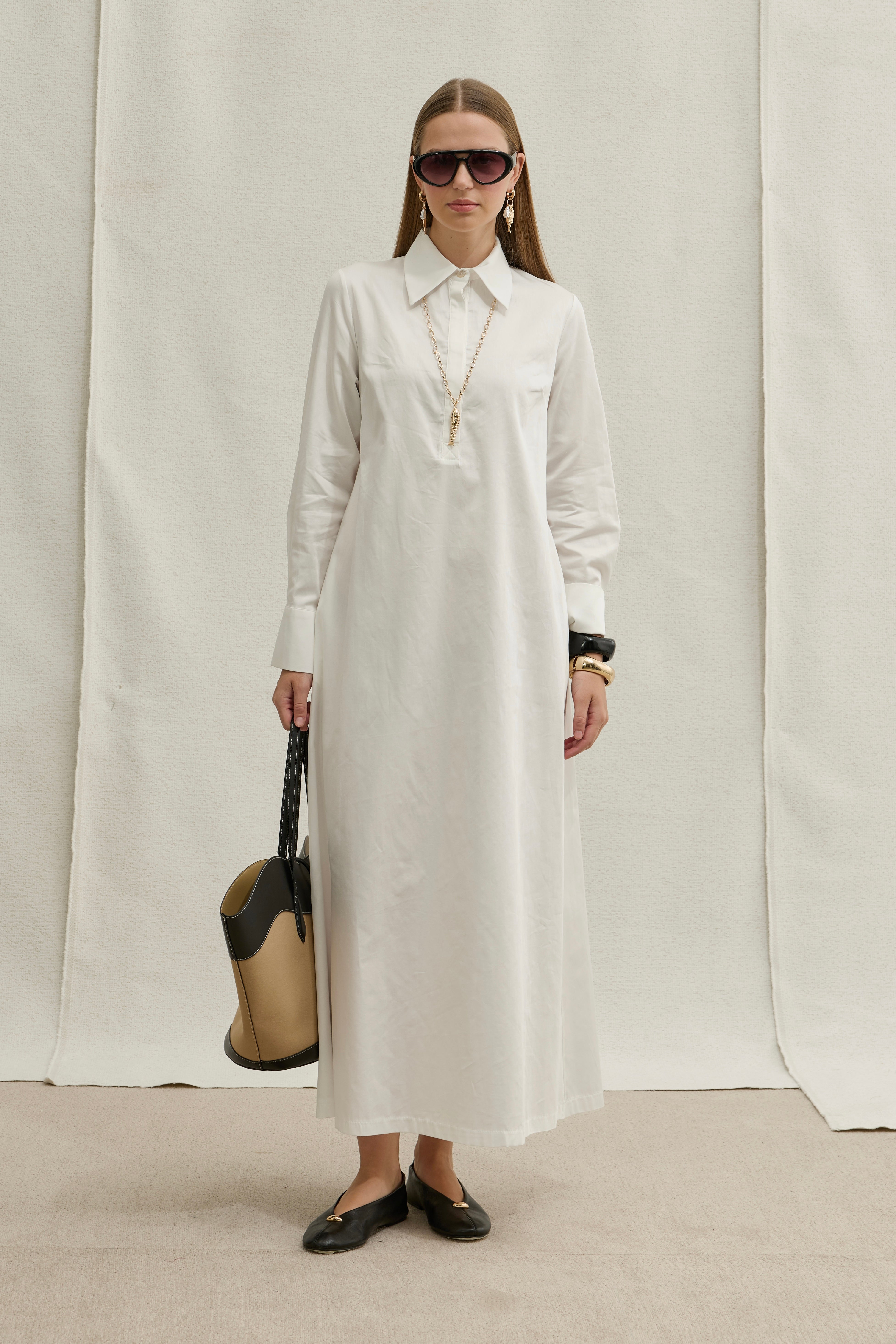 Soft Cotton Yarım Düğmeli Beyaz Uzun Gömlek Elbise
