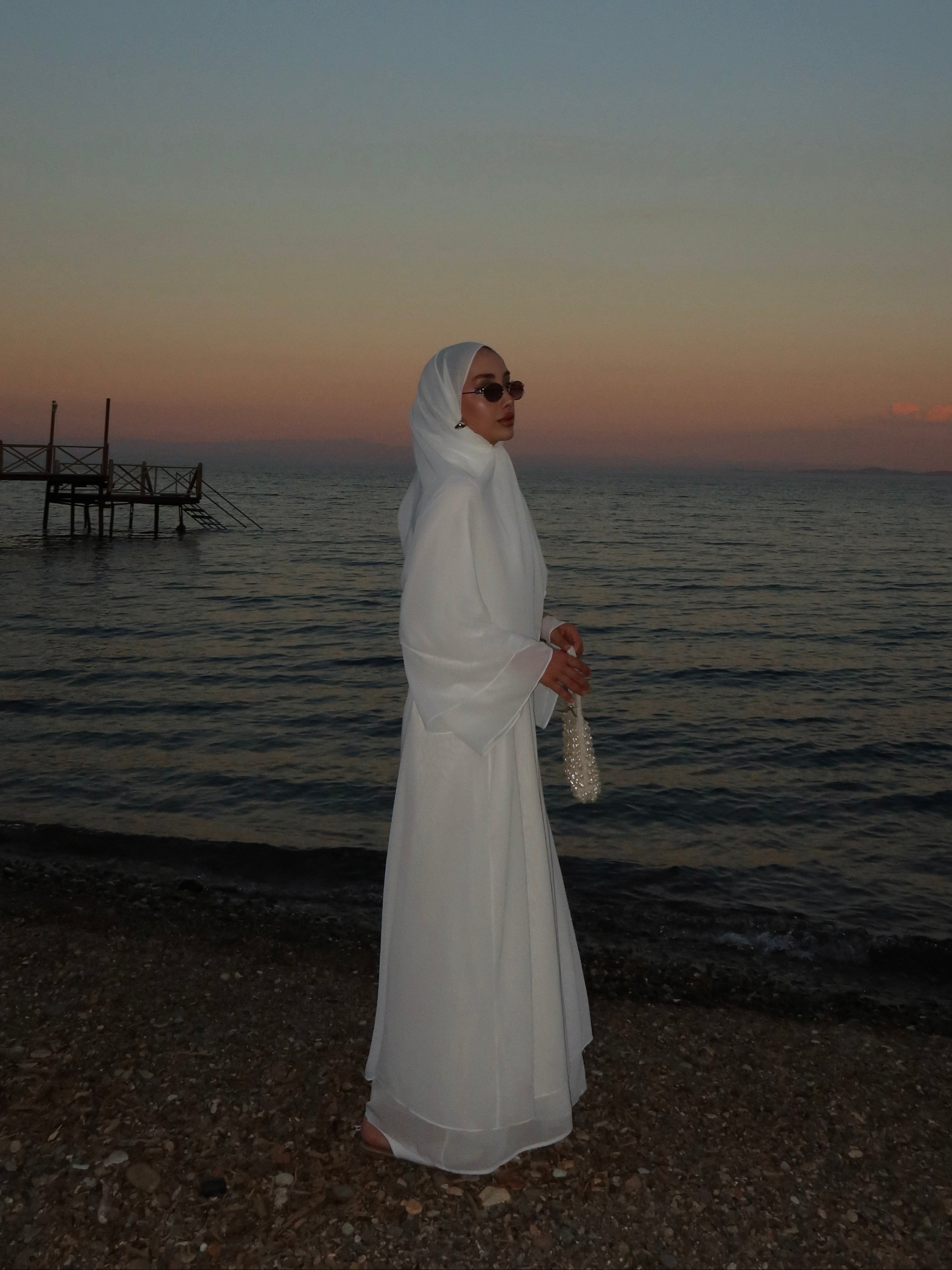 Şifon Elbise Şal Aksesuarlı Beyaz Üçlü Abaya Takım