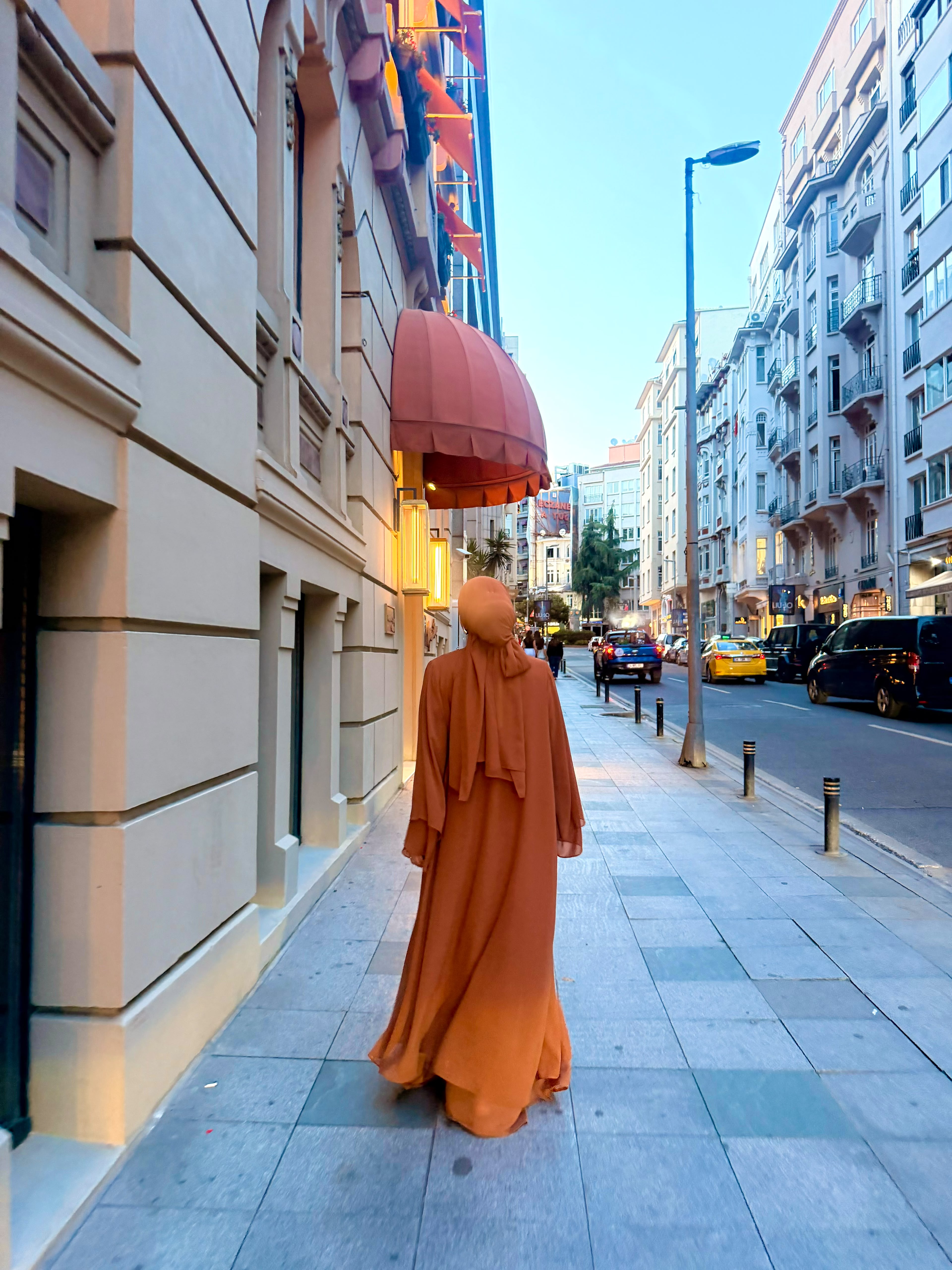 Şifon Elbise Şal Aksesuarlı Taba Üçlü Abaya Takım