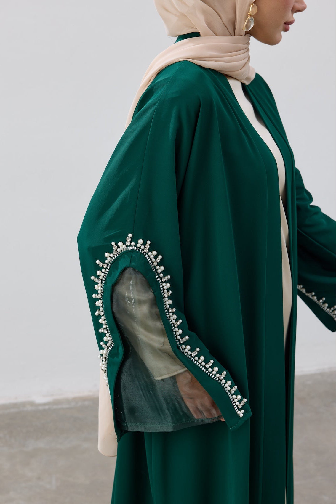 İnci Kol Detaylı Abaya