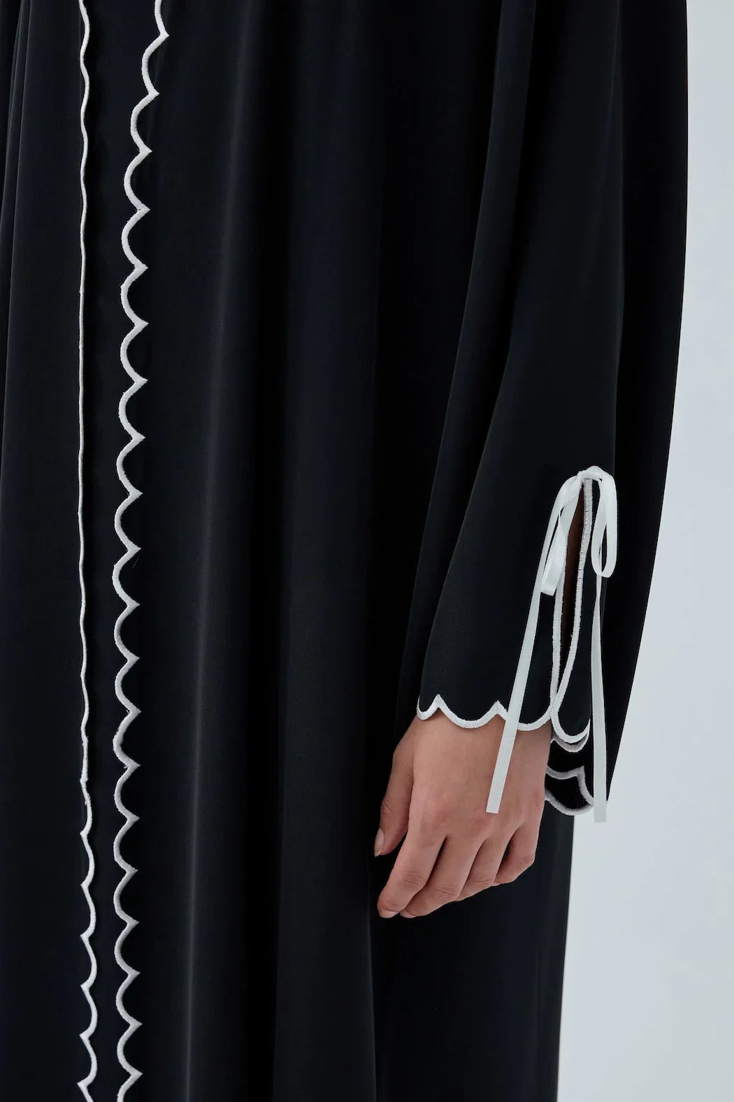 Lazer Nakışlı Abaya Takım