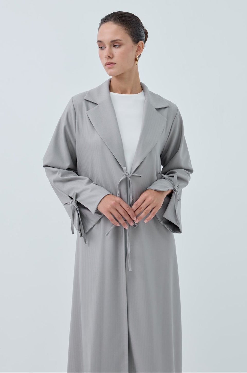 Ön Bağlamalı Abaya