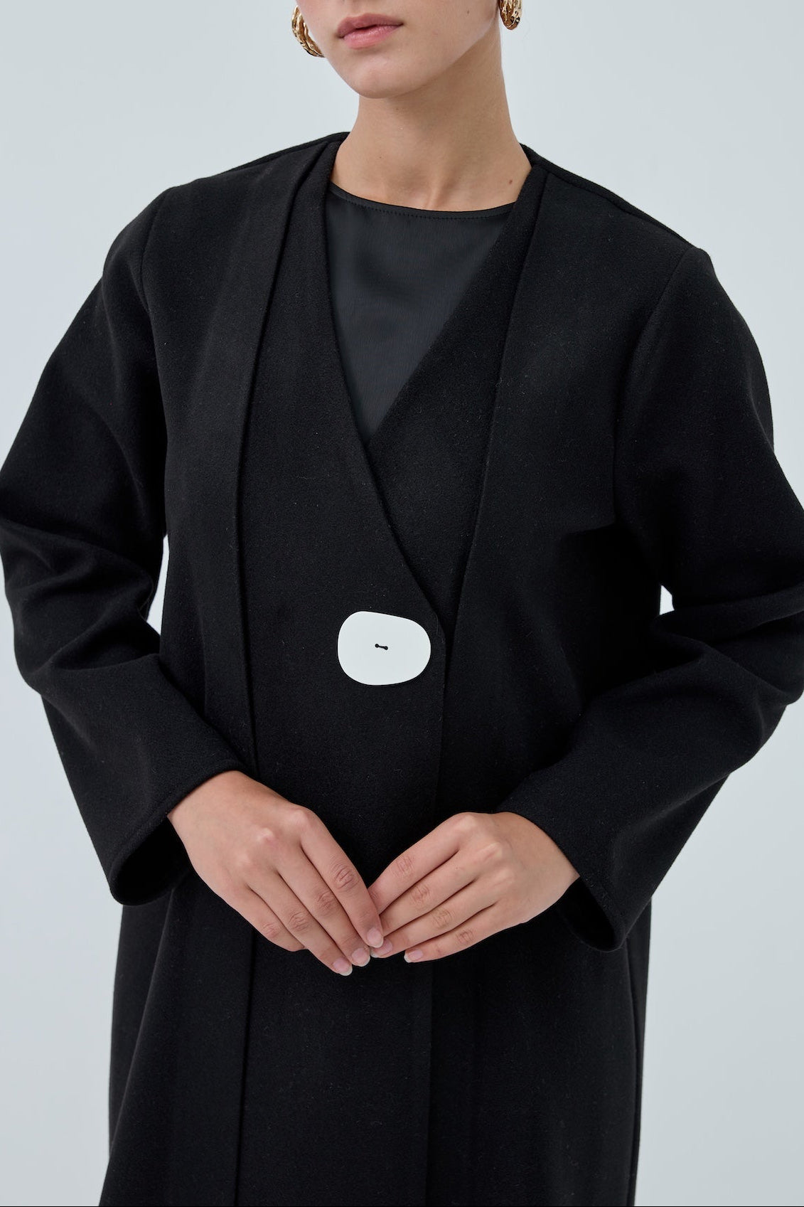 Tek Düğmeli Kış Kaşe Abaya