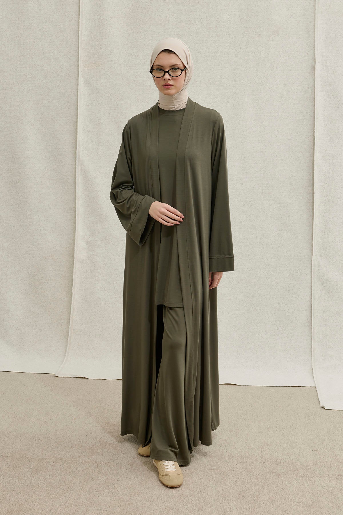 Actıve Modest Spor Haki Üçlü Abaya Takım