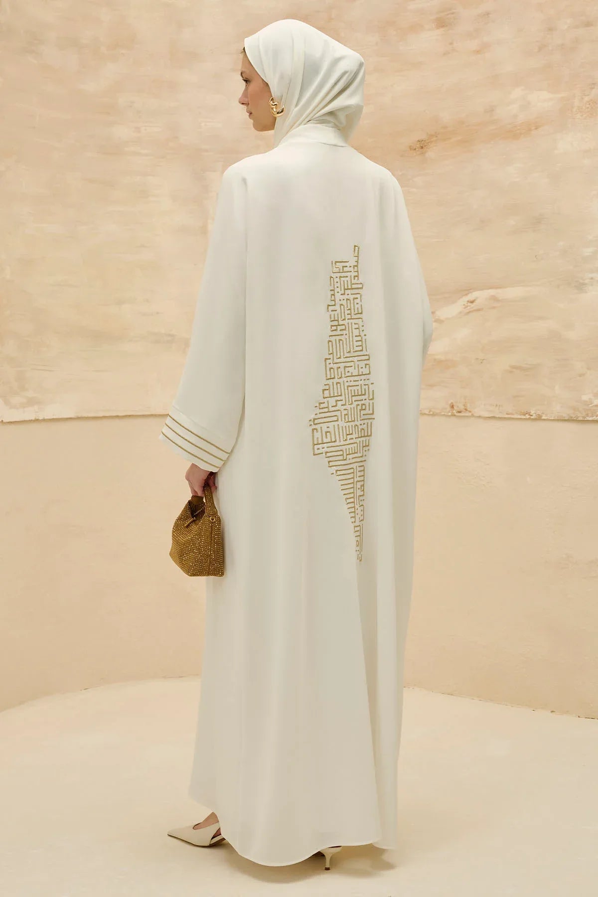 Tasarım Sırt Geometrik Şehir Haritalı Nakış İşlemeli Beyaz Abaya