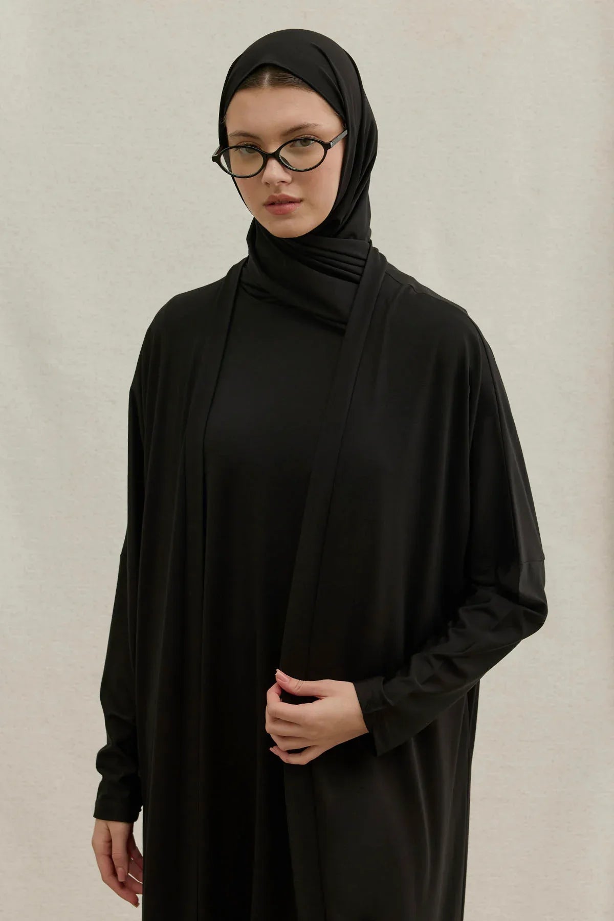 Active Modest Sport Black Two-Piece Abaya Set