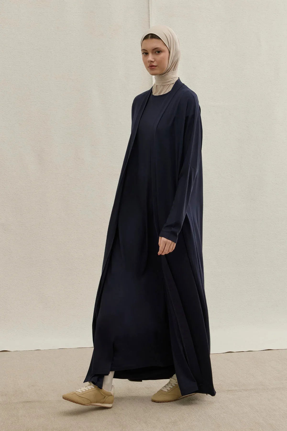 Active Modest Sport Navy Two-Piece Abaya Set