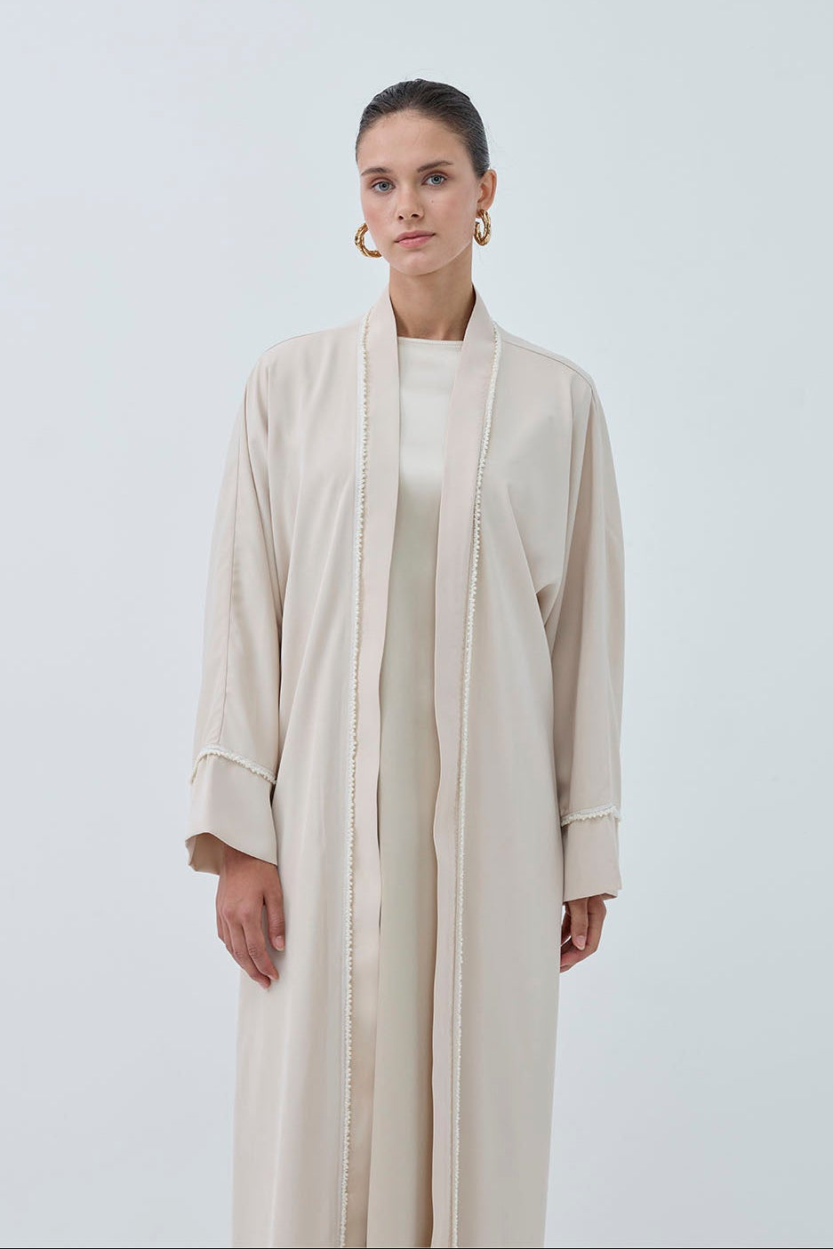 İnci Şerit İşlemeli Nida Abaya