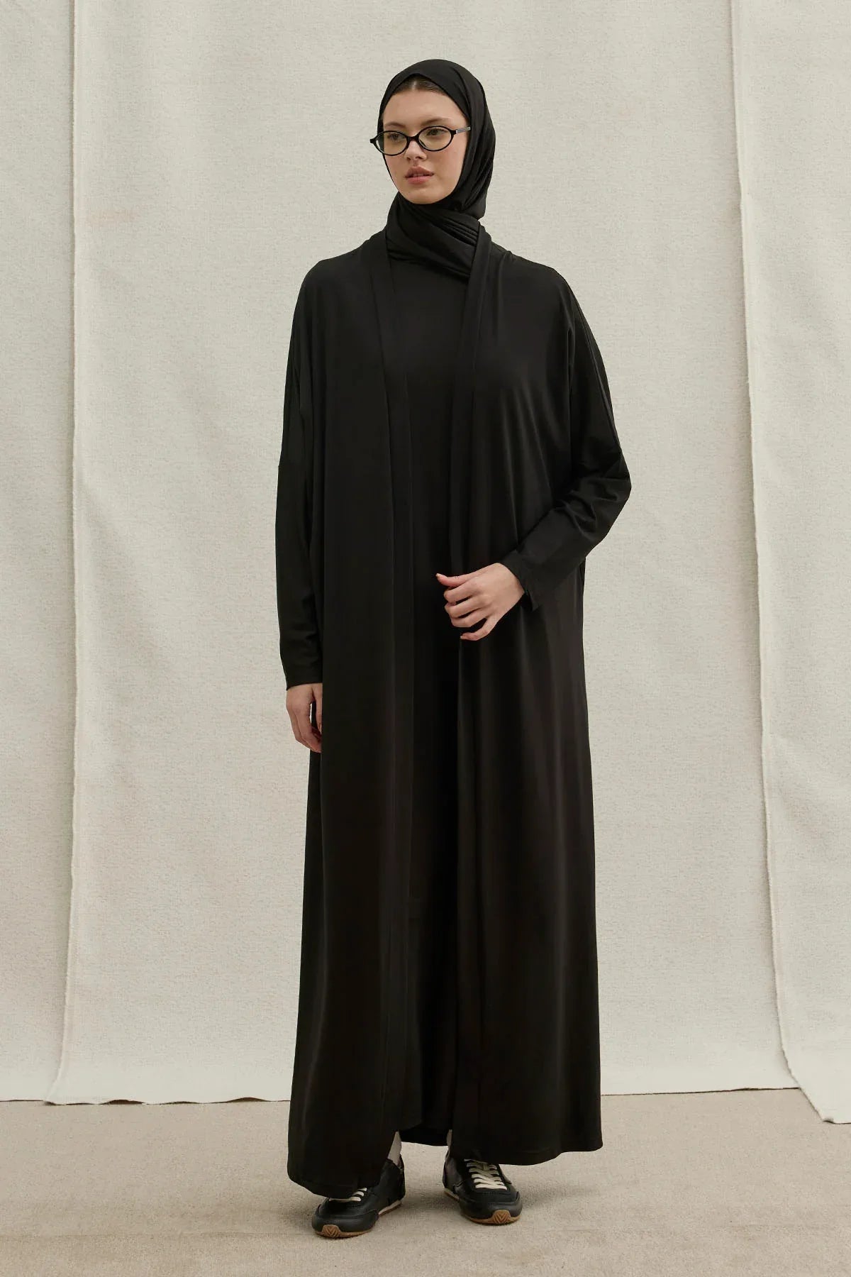 Active Modest Sport Black Two-Piece Abaya Set