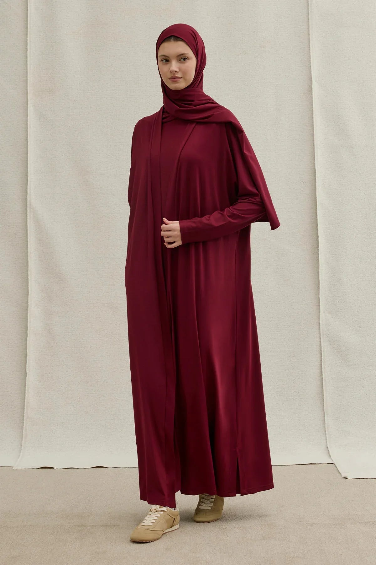 Active Modest Sports Burgundy Two-Piece Abaya Set