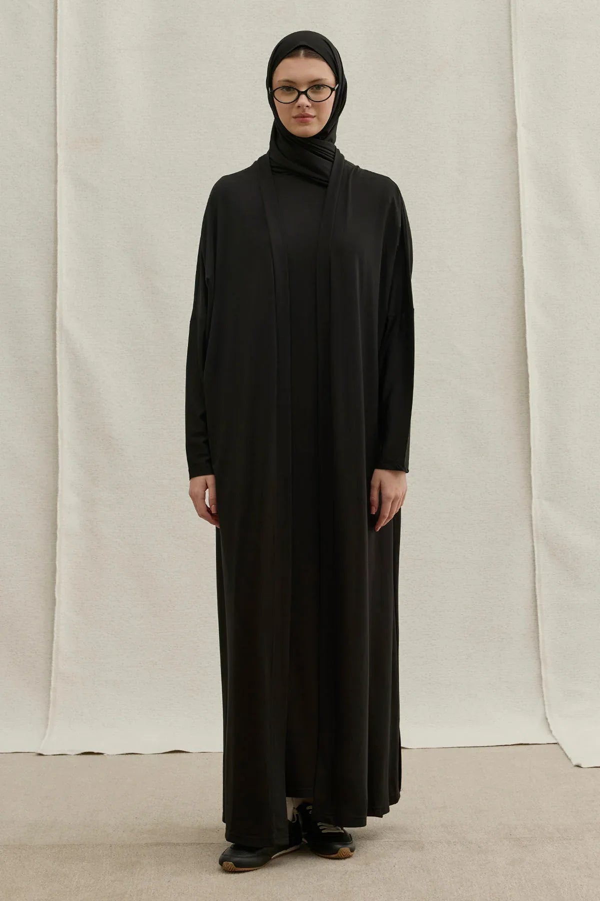 Active Modest Sport Black Two-Piece Abaya Set