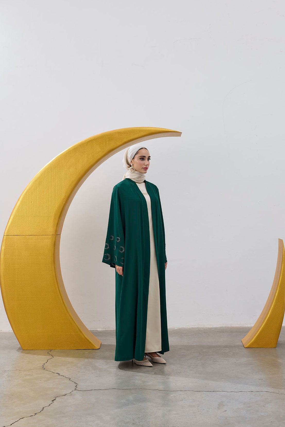 Boncuk Hilal Kol Detay Abaya