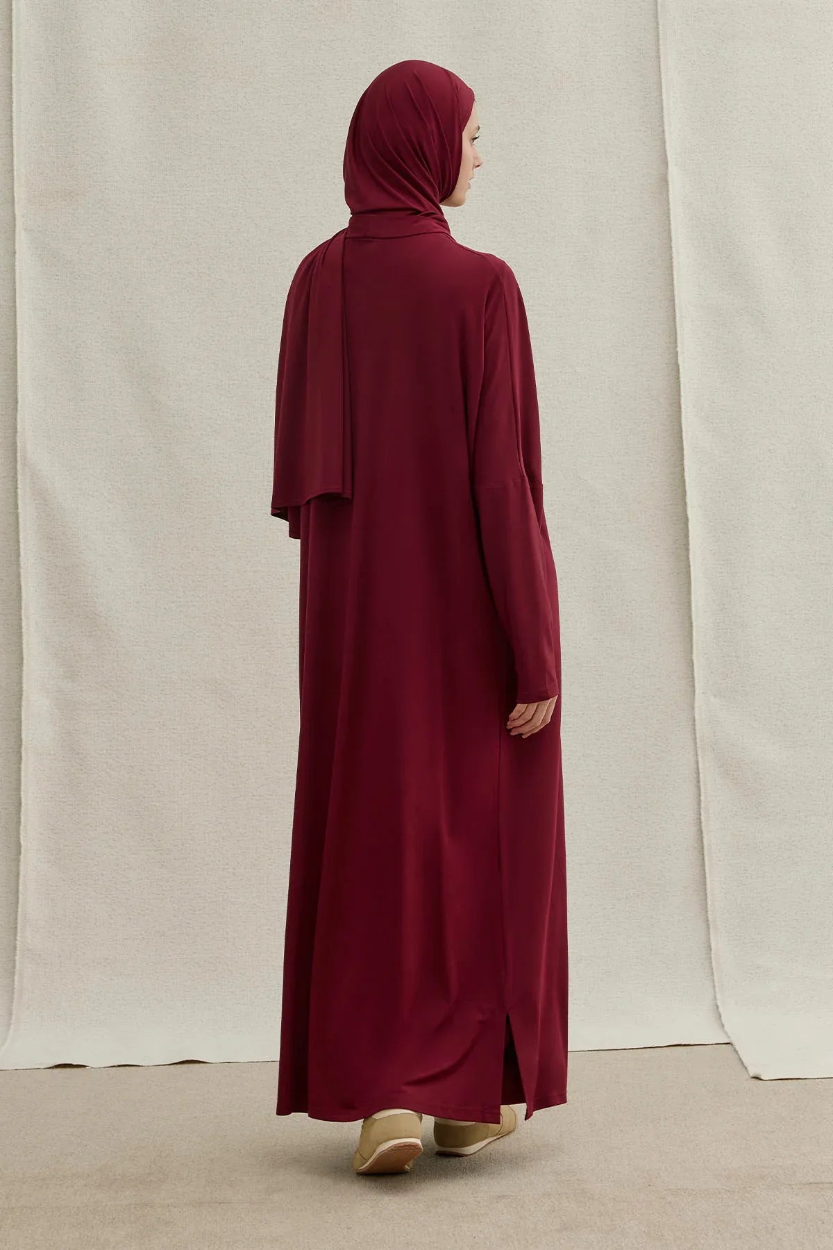 Active Modest Sports Burgundy Two-Piece Abaya Set