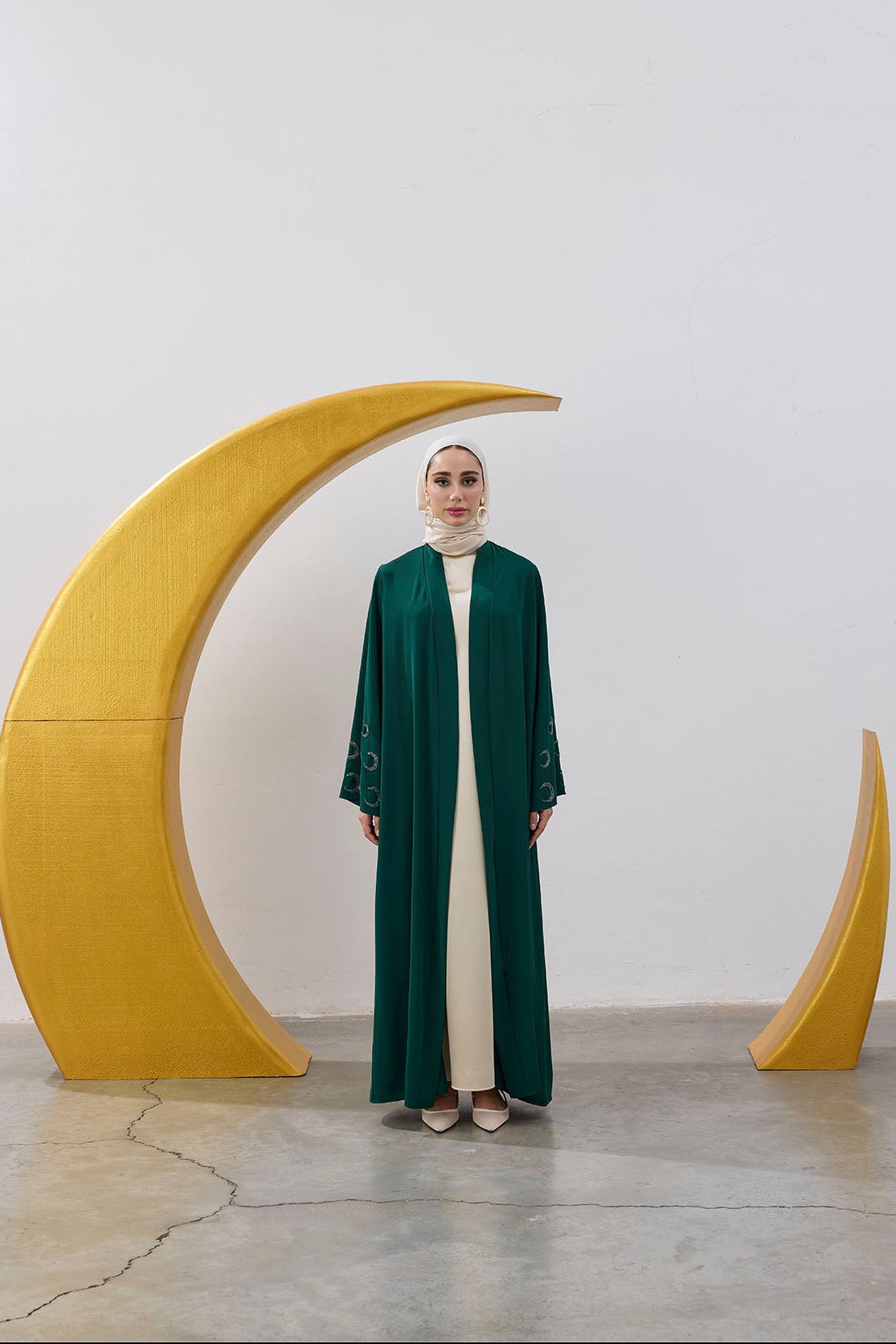 Boncuk Hilal Kol Detay Abaya