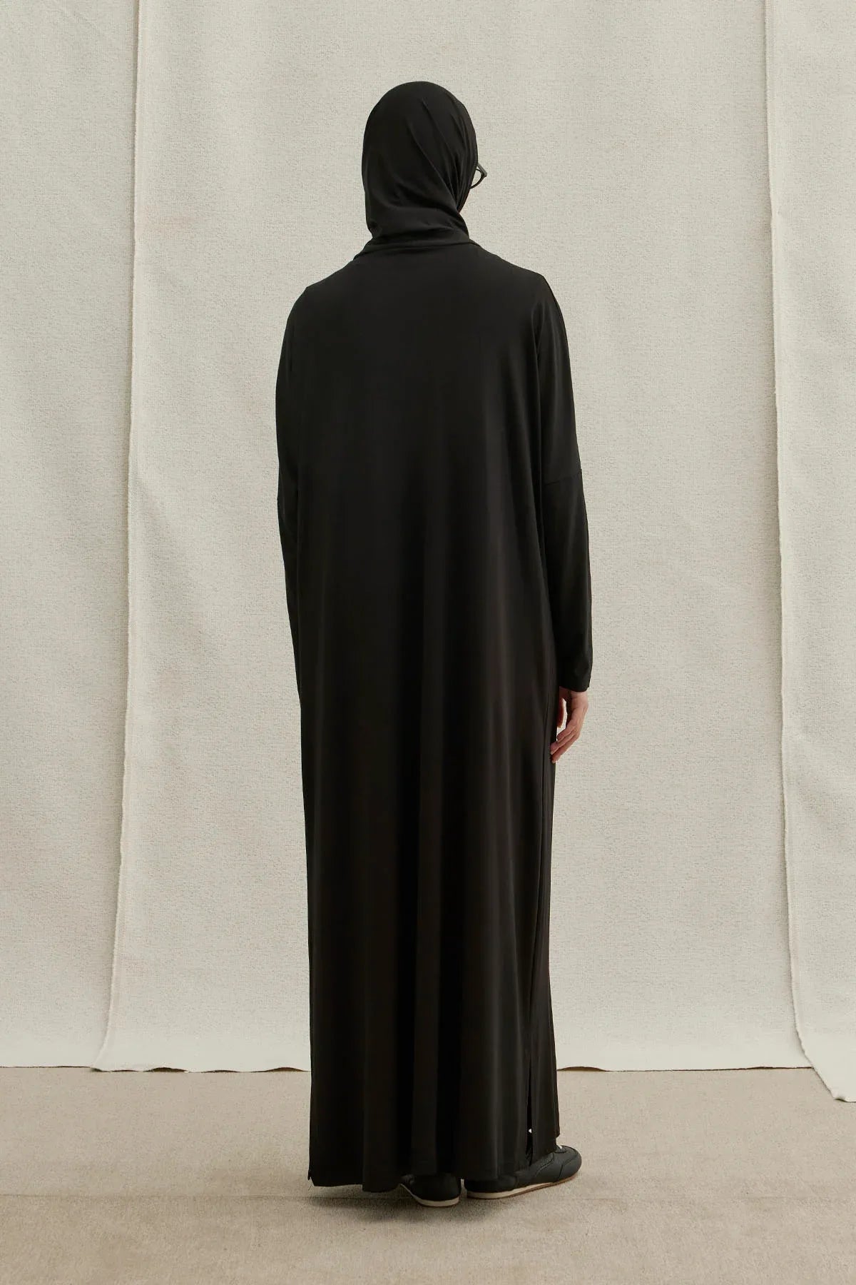 Active Modest Sport Black Two-Piece Abaya Set