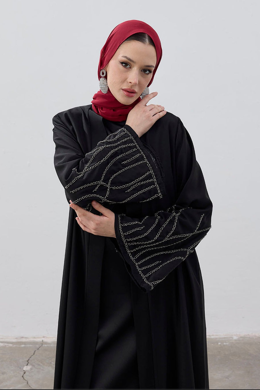 Boncuk Nakışlı Dubai Kumaş Abaya