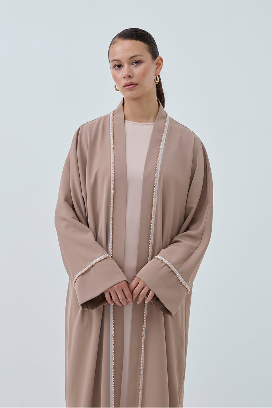 İnci Şerit İşlemeli Nida Abaya