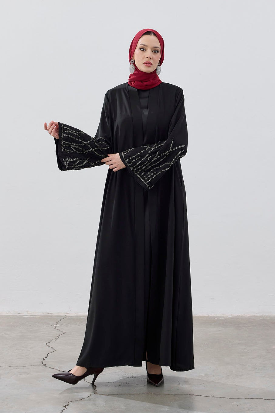 Boncuk Nakışlı Dubai Kumaş Abaya
