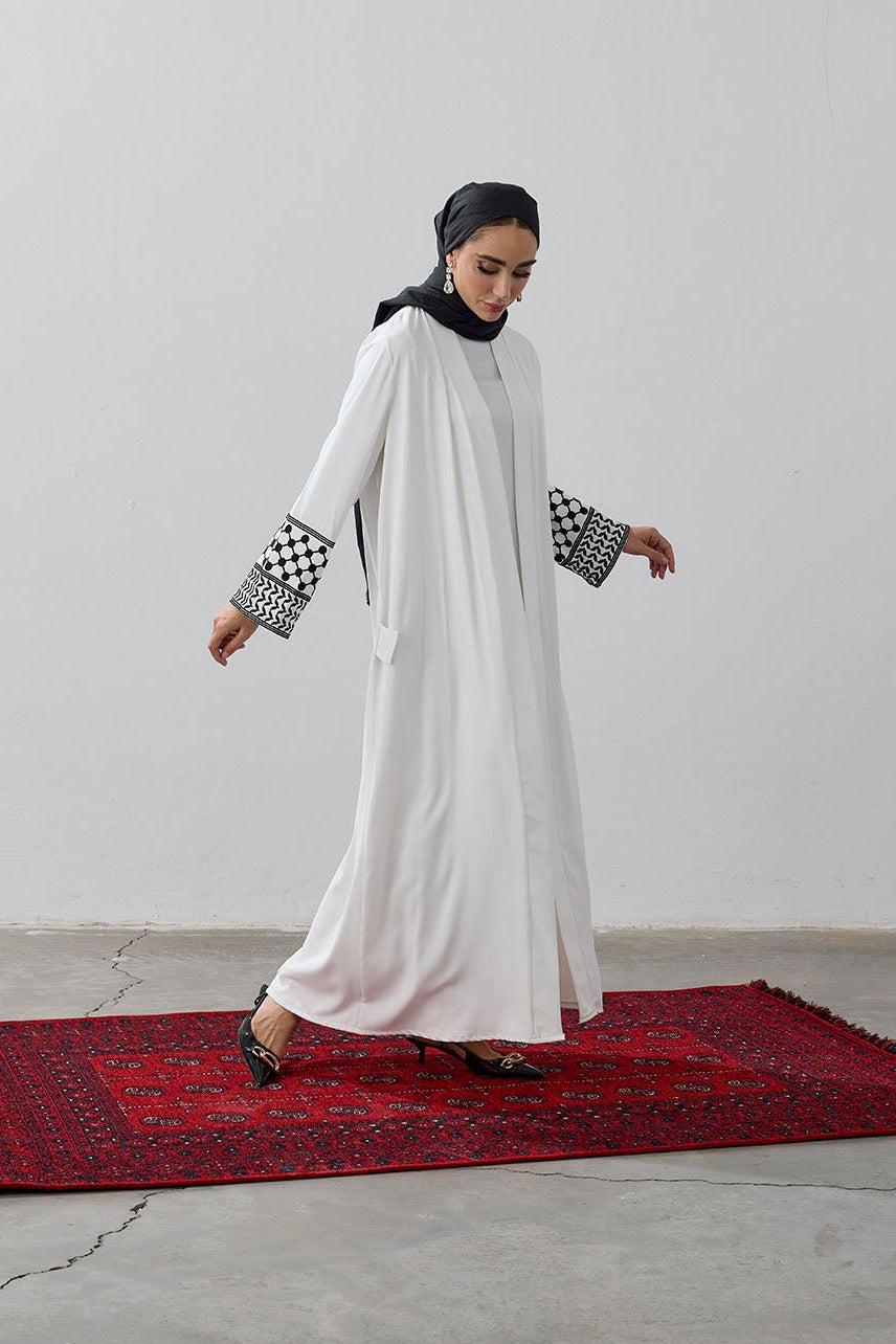 Modern Kefiye Kol Tasarımlı Nakışlı Dubai Kumaş Abaya