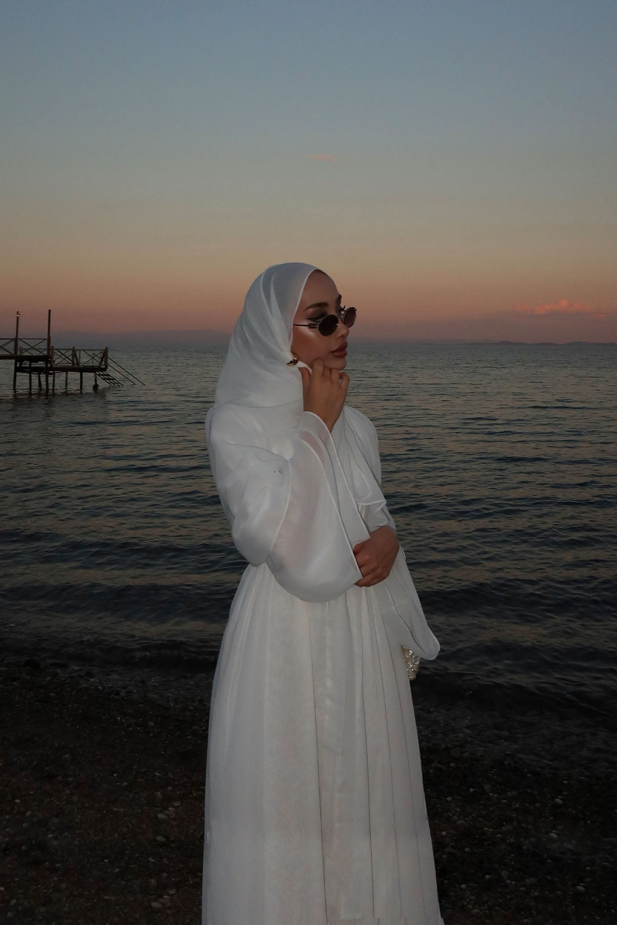 Şifon Elbise Şal Aksesuarlı Beyaz Üçlü Abaya Takım